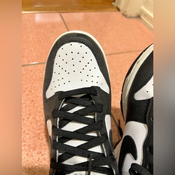 Nike Dunk High - Picture 2 of 9